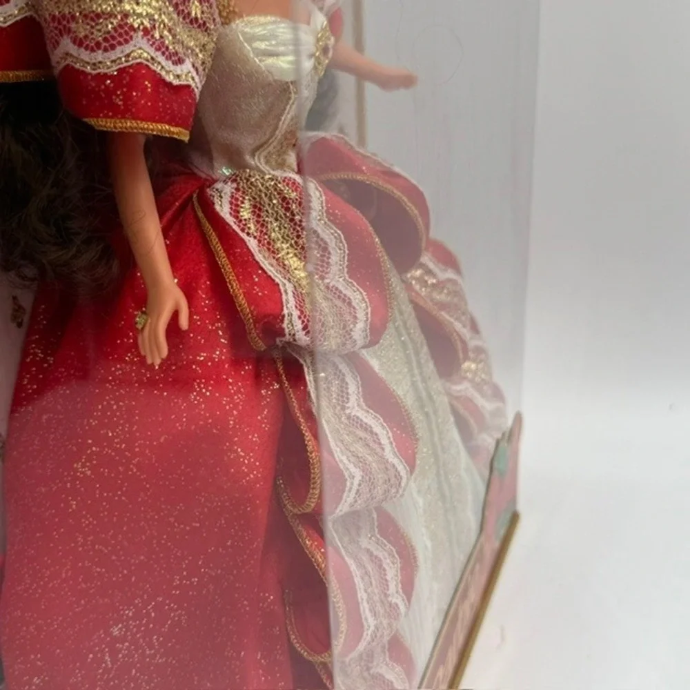 Mattel Happy Holidays Barbie 1997 Special Edition Brunette 10th Anniversary NIB